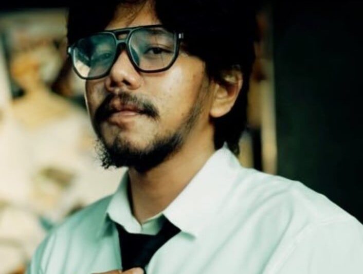 Ferry Irwandi Sebut Mudah Lacak Dalang Kerusuhan Melalui Media Sosial, Begini Caranya – FAJAR